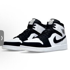 Air Jordan 1 Mid SE GS Diamond shoes 4Y